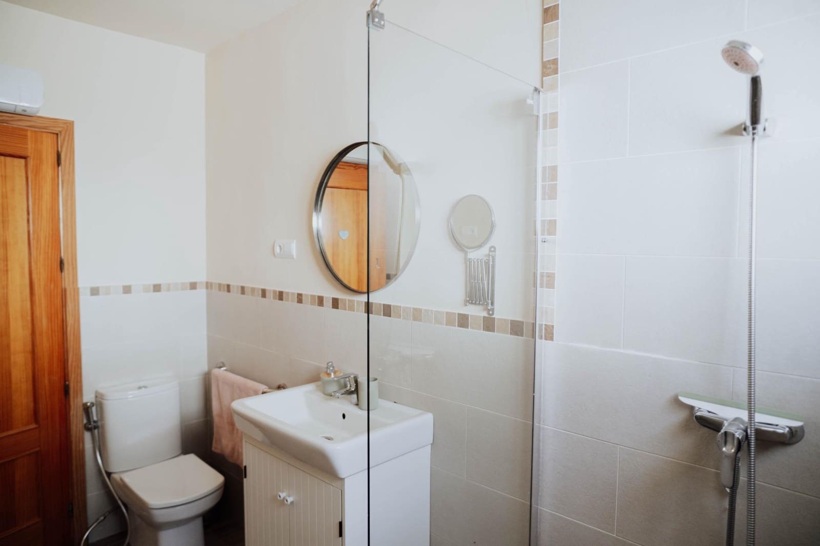 5 soveværelse Villa til salg i Malaga by med swimmingpool - € 649.000 (Ref: 10142676)