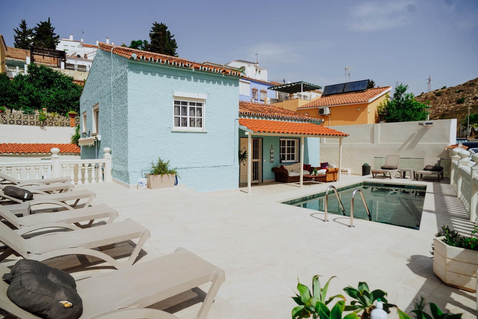 5 soveværelse Villa til salg i Malaga by med swimmingpool - € 649.000 (Ref: 10142676)