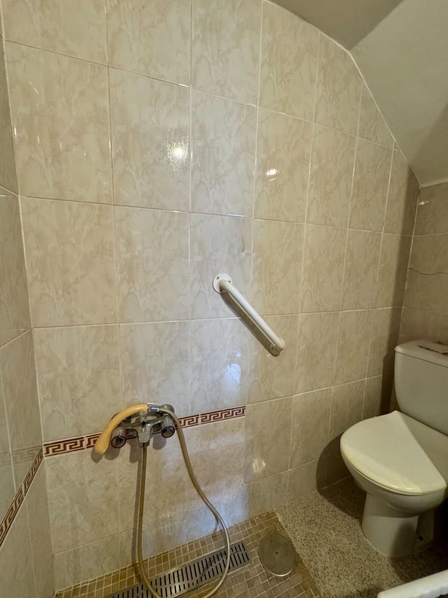 5 Zimmer Haus zu verkaufen in Malaga Stadt - 400.000 € (Ref: 10153689)