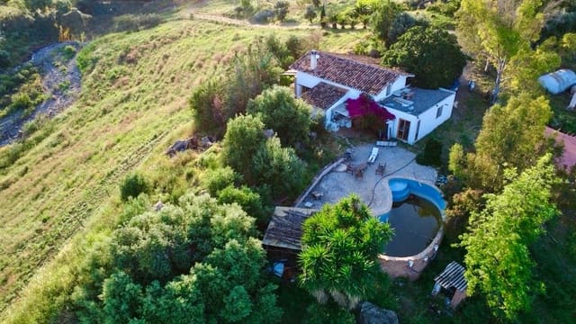 6 sypialnia Finka/Dom wiejski na sprzedaż w Alora z basenem - 440 000 € (Ref: 10168509)