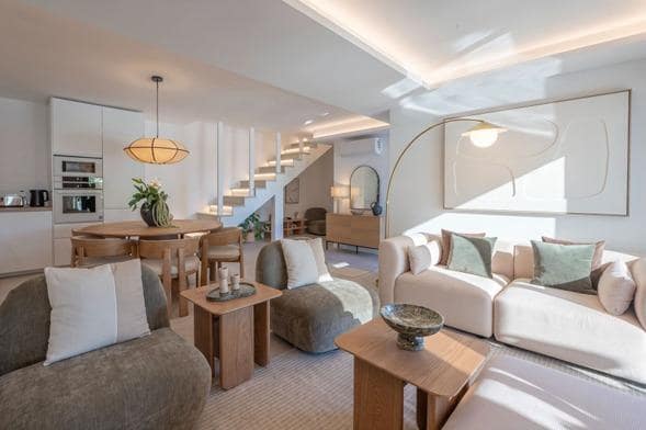 Pareado de 4 habitaciones en Fuengirola en venta con piscina - 795.000 € (Ref: 10174022)