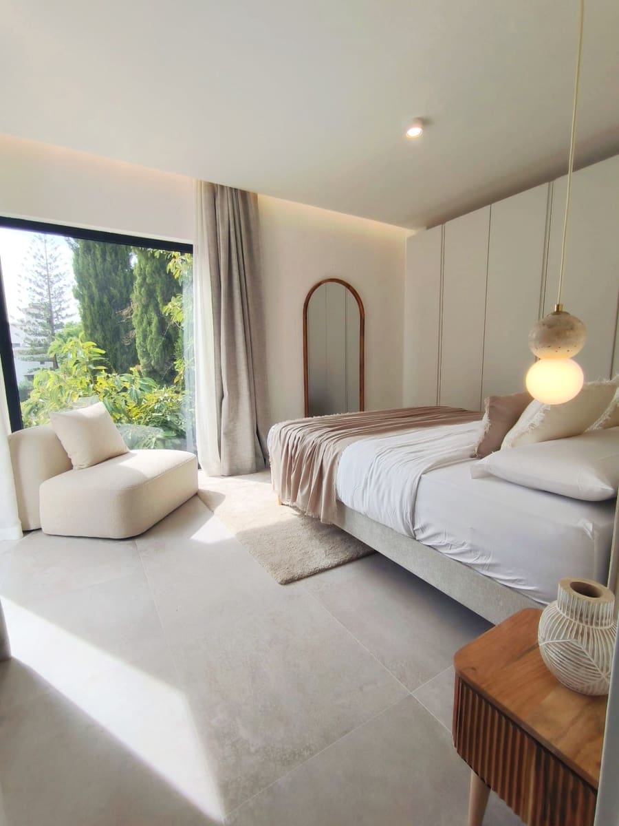 Pareado de 4 habitaciones en Fuengirola en venta con piscina - 795.000 € (Ref: 10174022)
