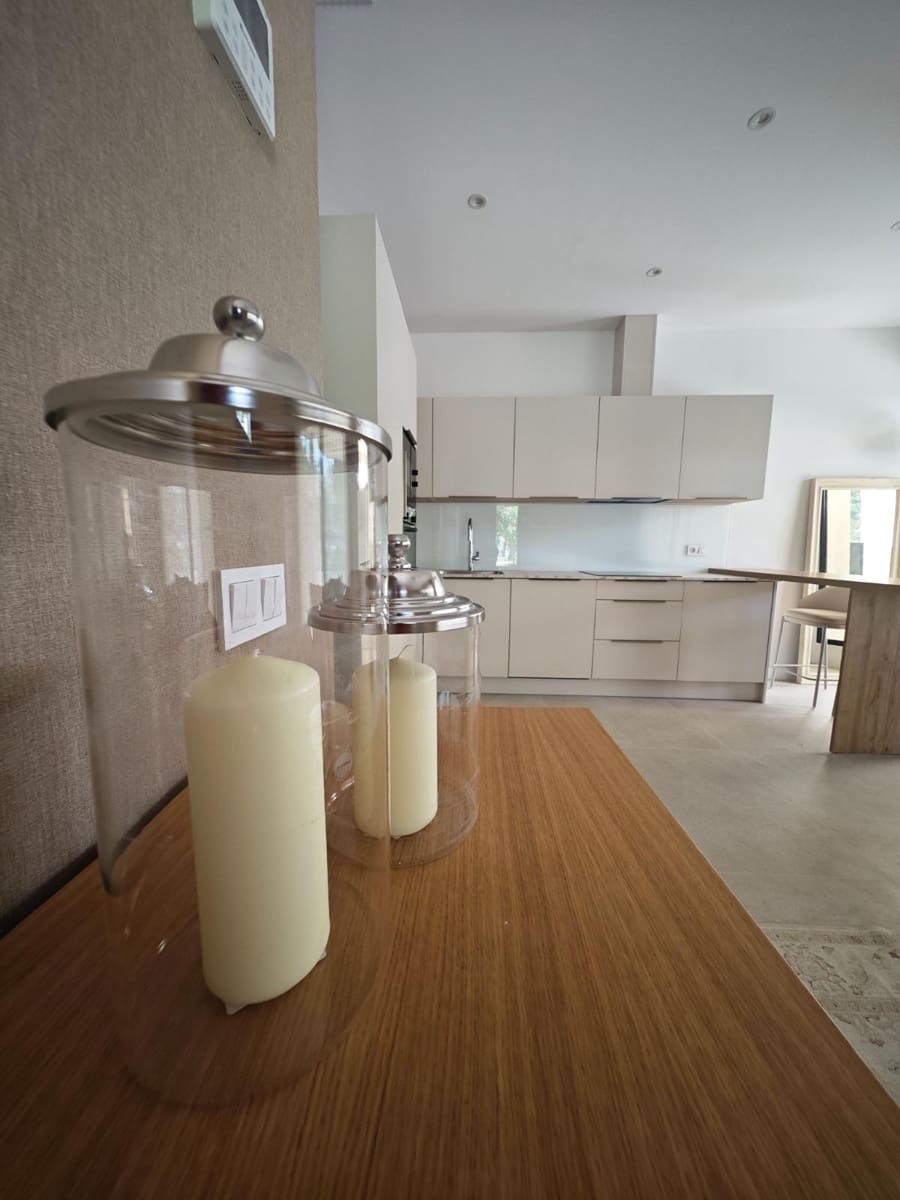 2 bedroom Beach Apartment for sale in Fuengirola - € 425,000 (Ref: 10174023)