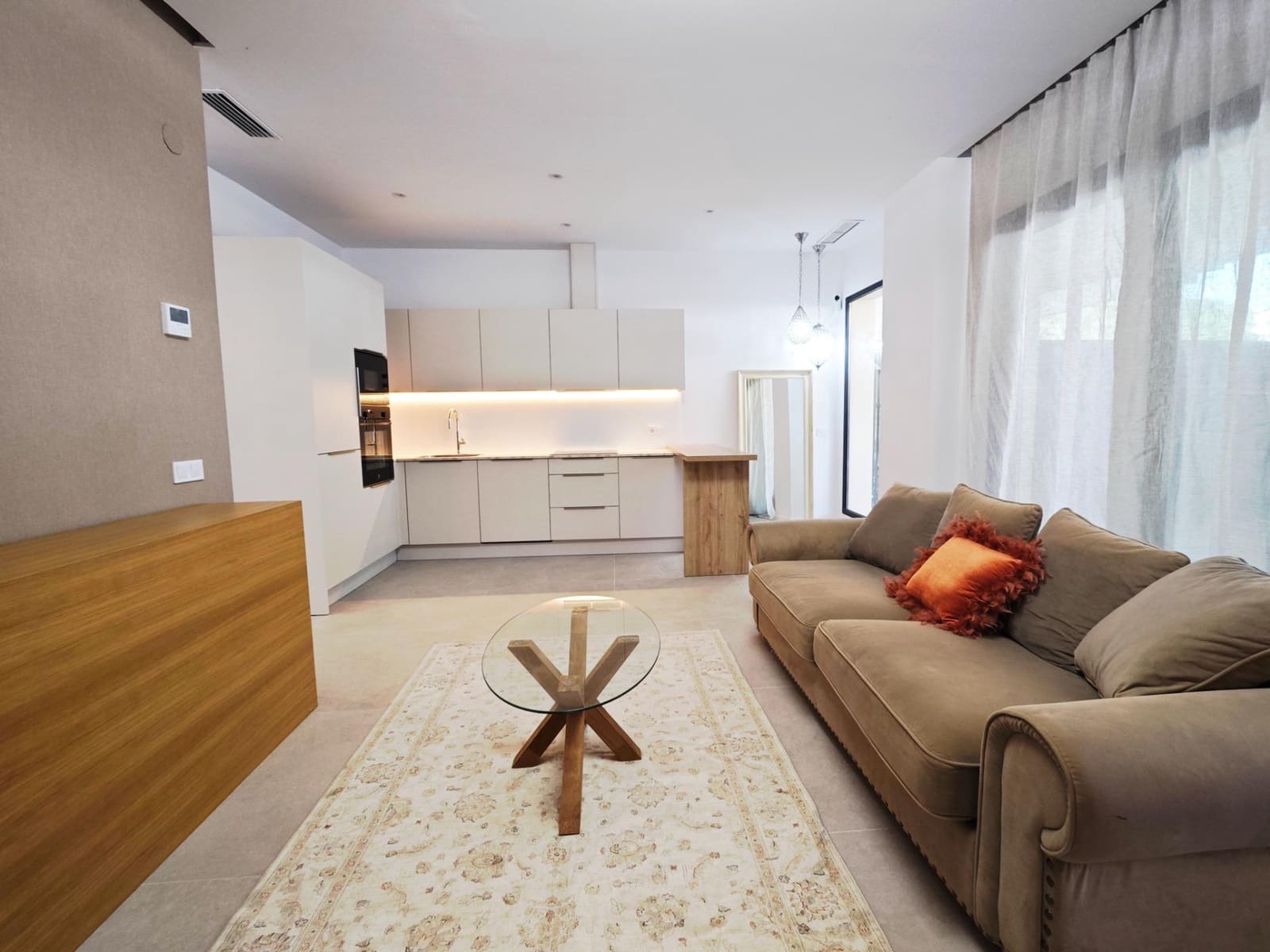 2 bedroom Beach Apartment for sale in Fuengirola - € 425,000 (Ref: 10174023)