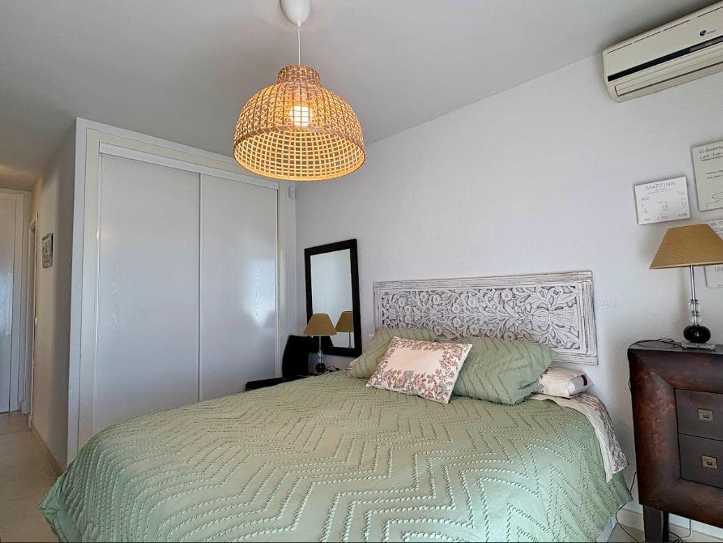 2 soverom Leilighet til salgs i Riviera del Sol med svømmebasseng garasje - € 339 000 (Ref: 10174657)