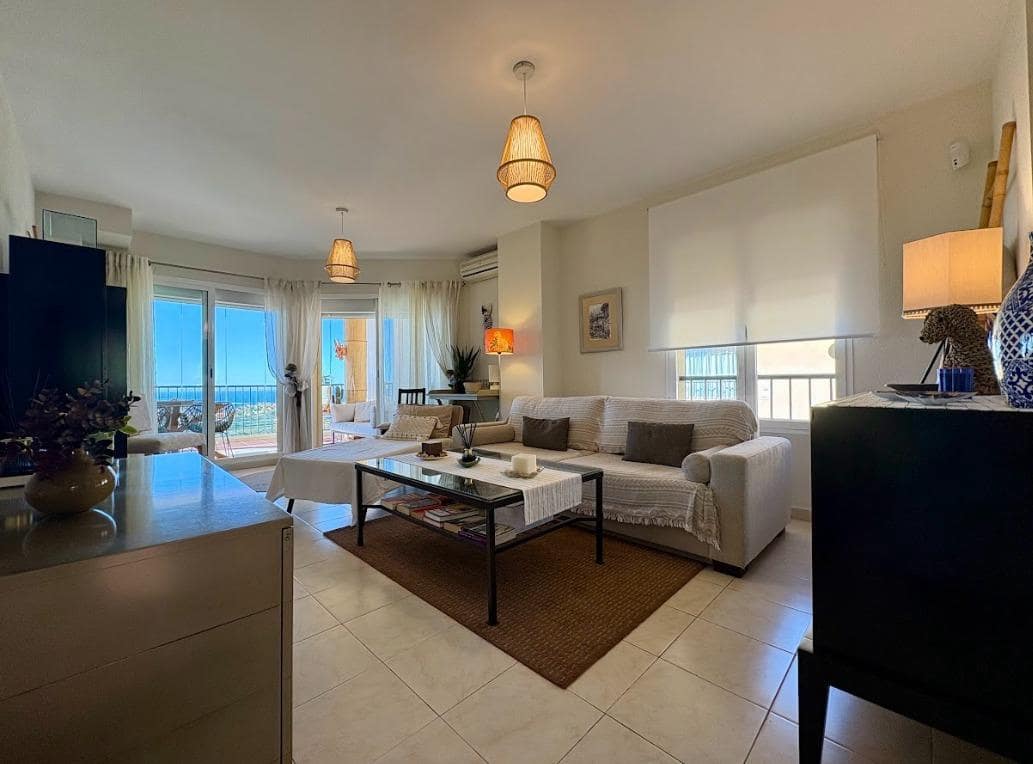 2 soverom Leilighet til salgs i Riviera del Sol med svømmebasseng garasje - € 339 000 (Ref: 10174657)