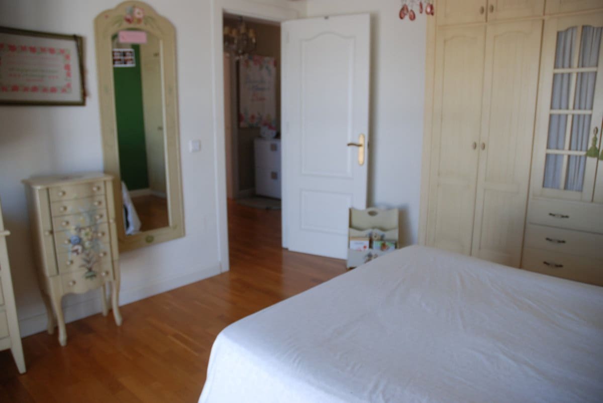 6 Zimmer Villa zu vermieten in Alhaurin de la Torre mit Pool Garage - 3.400 € (Ref: 6931822)