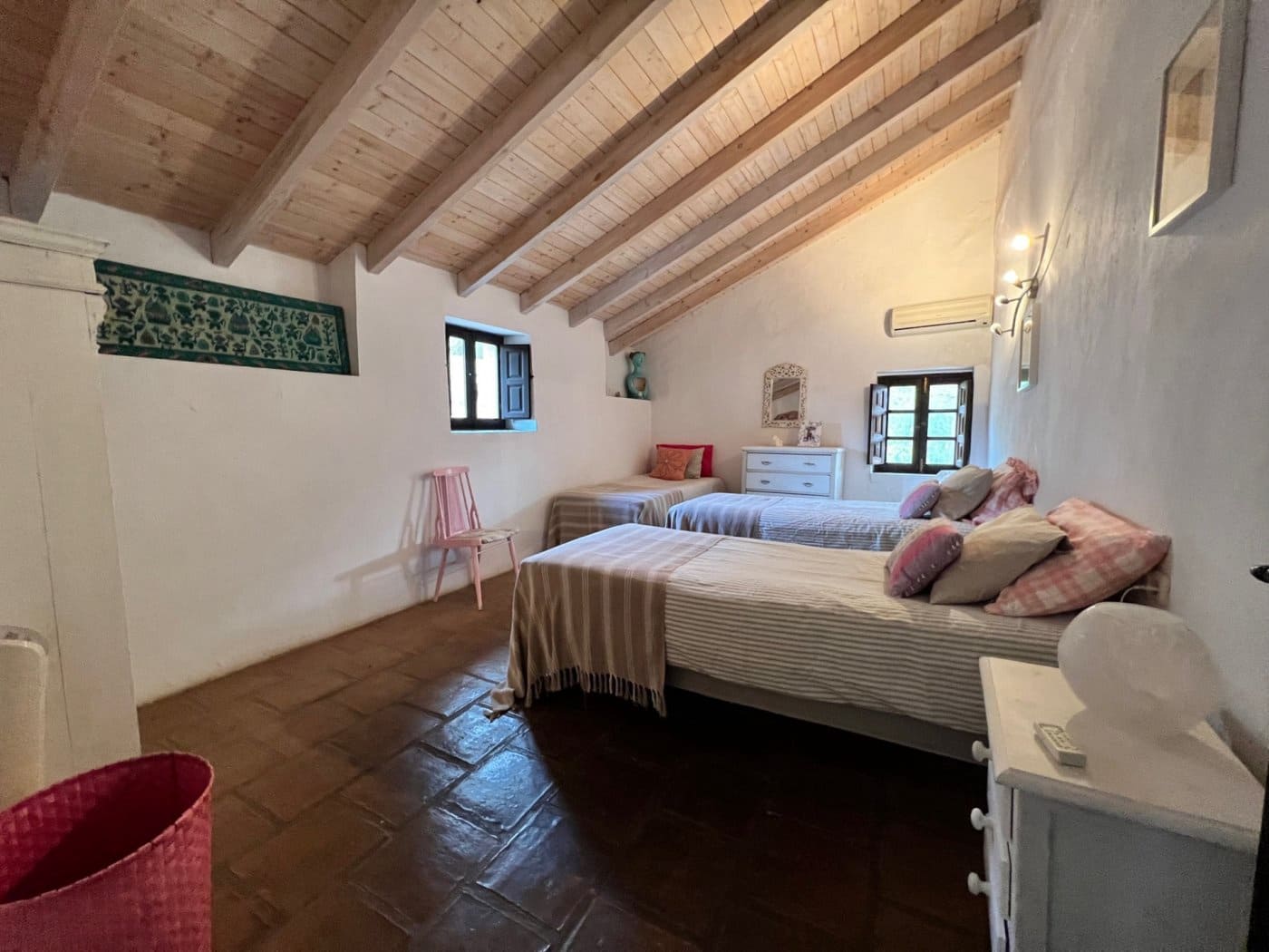 14 soveværelse Finca/Landehus til salg i Pizarra med swimmingpool - € 1.150.000 (Ref: 7233761)