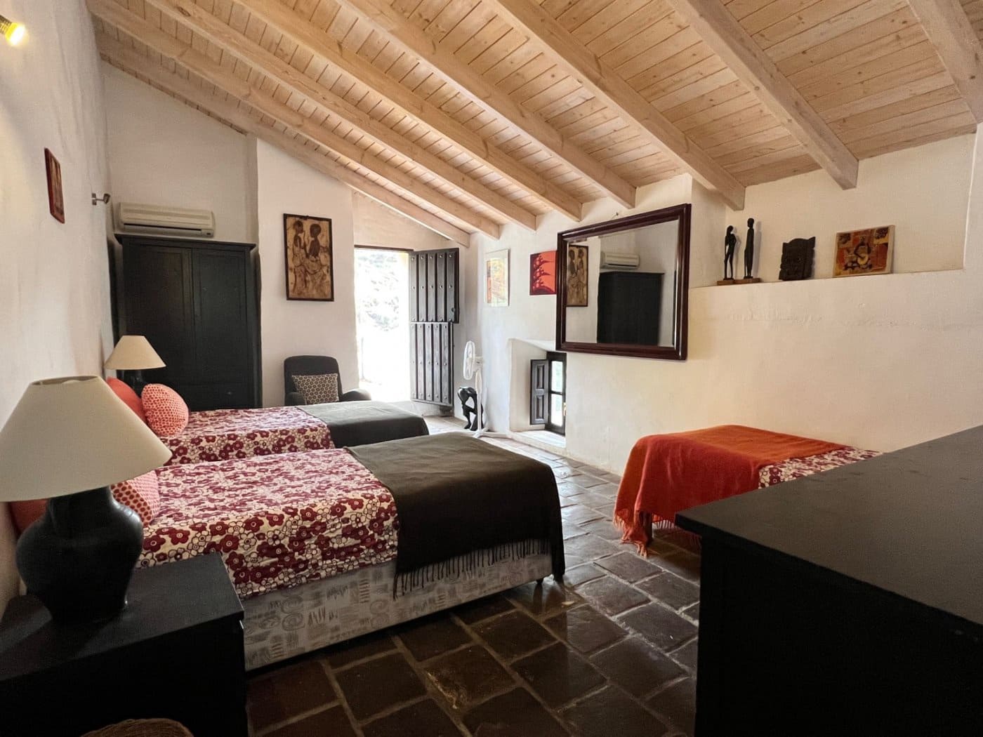 14 soveværelse Finca/Landehus til salg i Pizarra med swimmingpool - € 1.150.000 (Ref: 7233761)