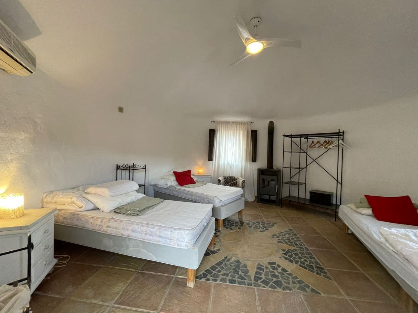 14 soveværelse Finca/Landehus til salg i Pizarra med swimmingpool - € 1.150.000 (Ref: 7233761)