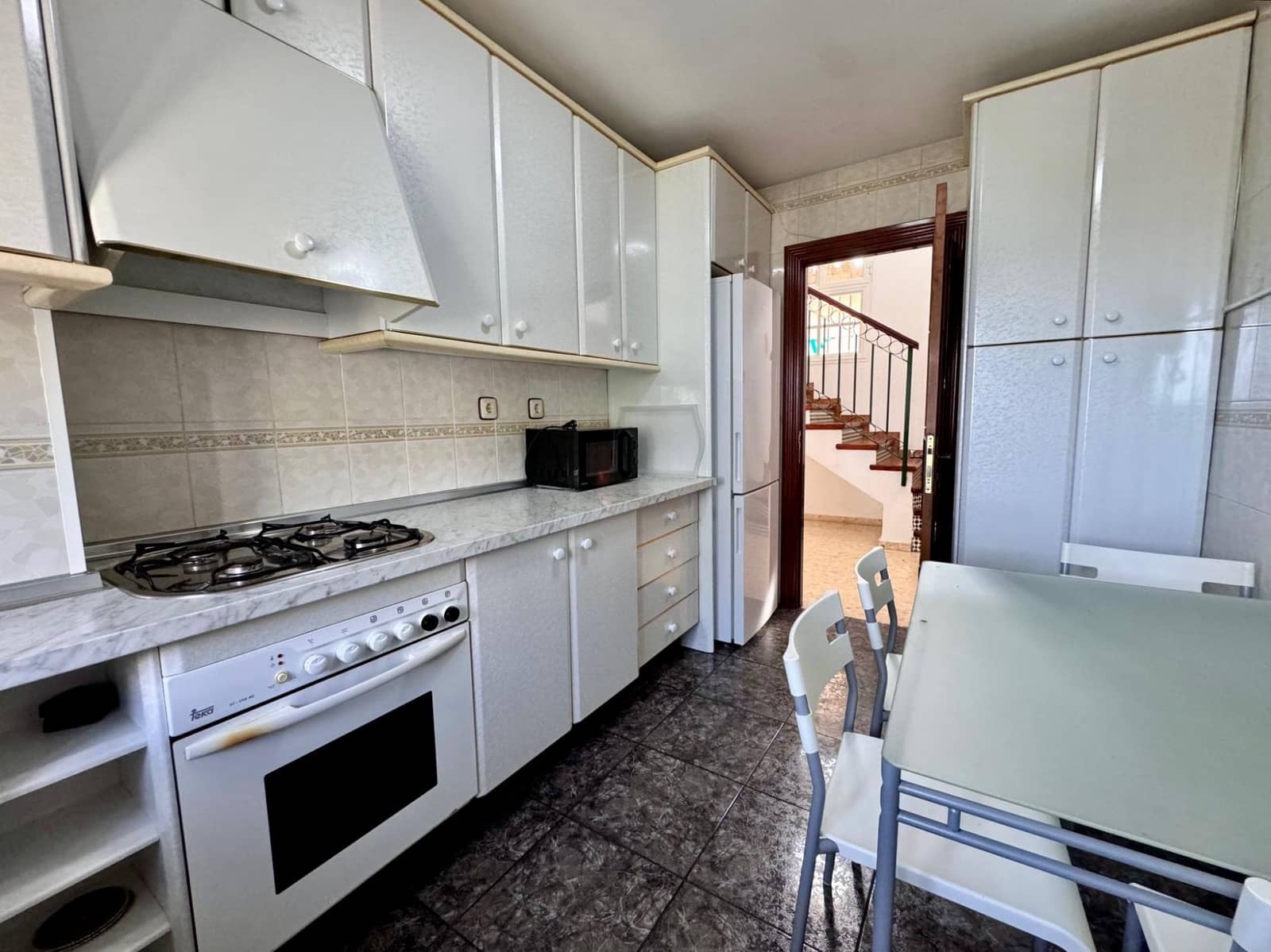 4 soverom Penthouse til leie i Churriana med svømmebasseng garasje - € 2 200 (Ref: 8691004)