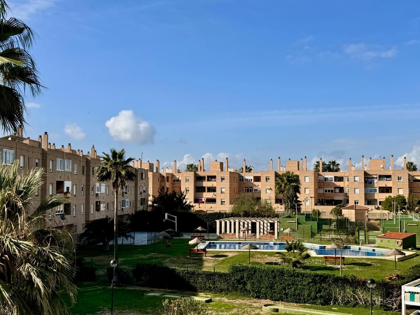 4 soverom Penthouse til leie i Churriana med svømmebasseng garasje - € 2 200 (Ref: 8691004)