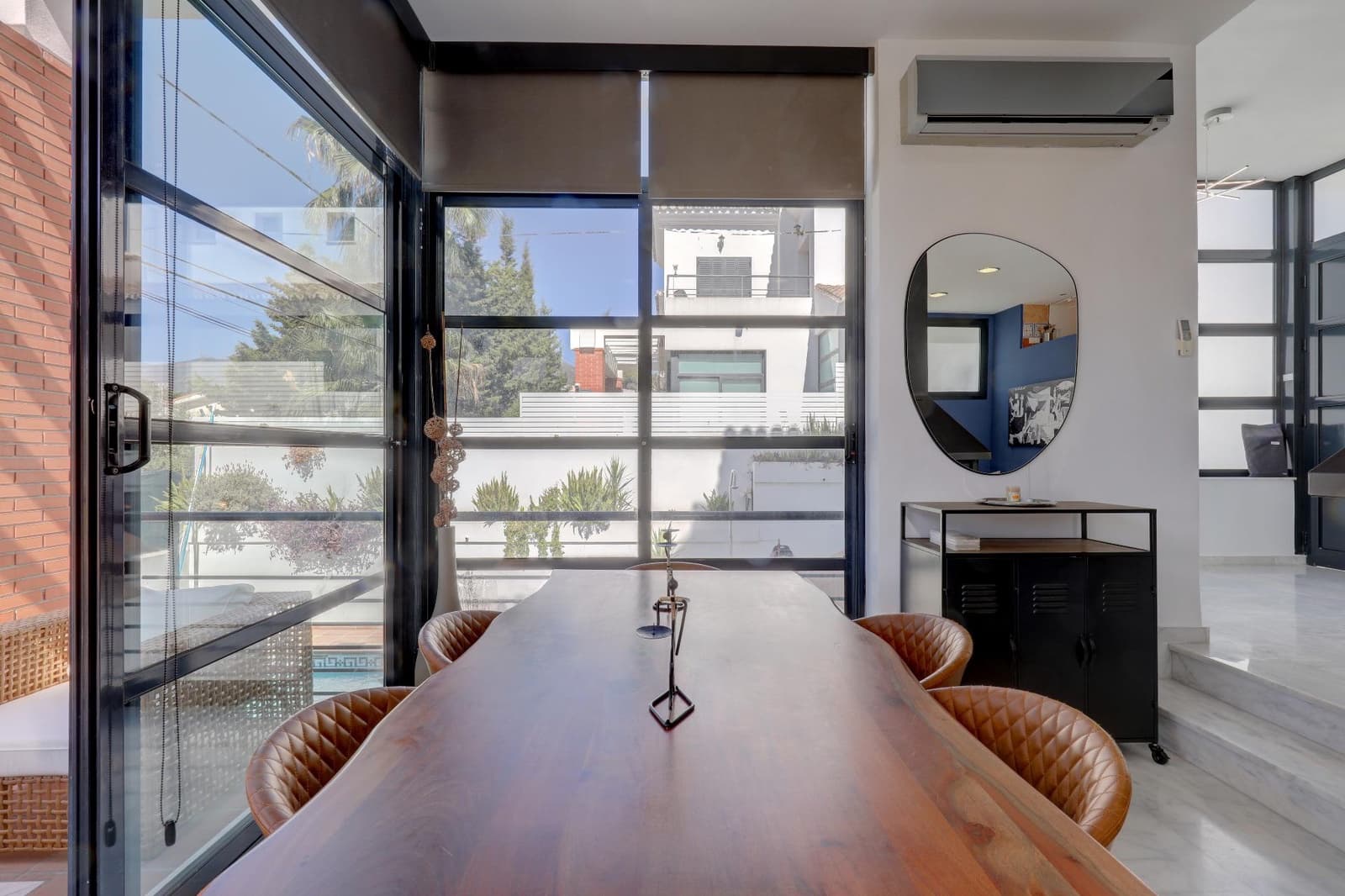 5 soveværelse Villa til salg i Benalmadena Costa med swimmingpool - € 899.000 (Ref: 8992394)