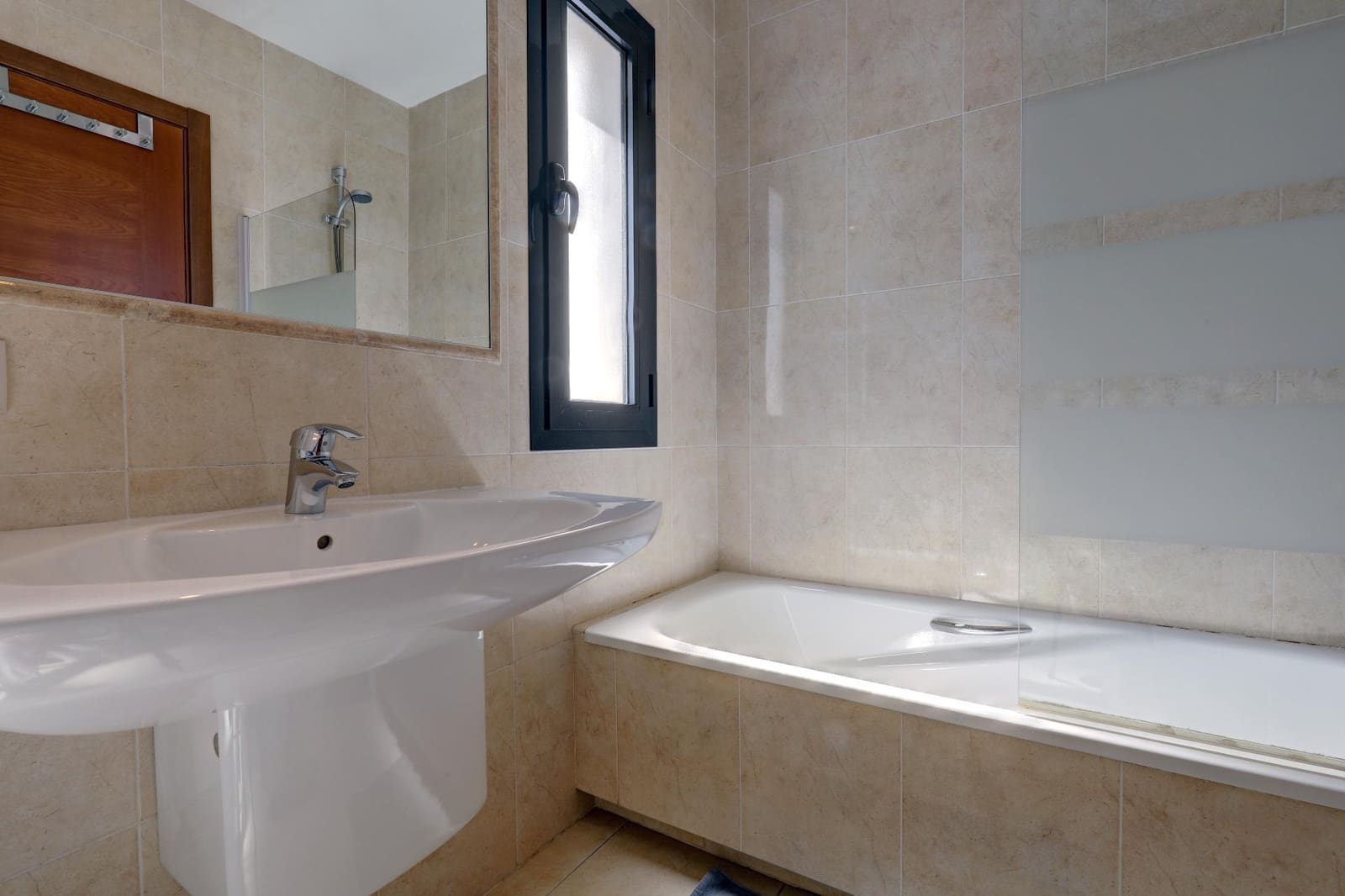 5 soveværelse Villa til salg i Benalmadena Costa med swimmingpool - € 899.000 (Ref: 8992394)