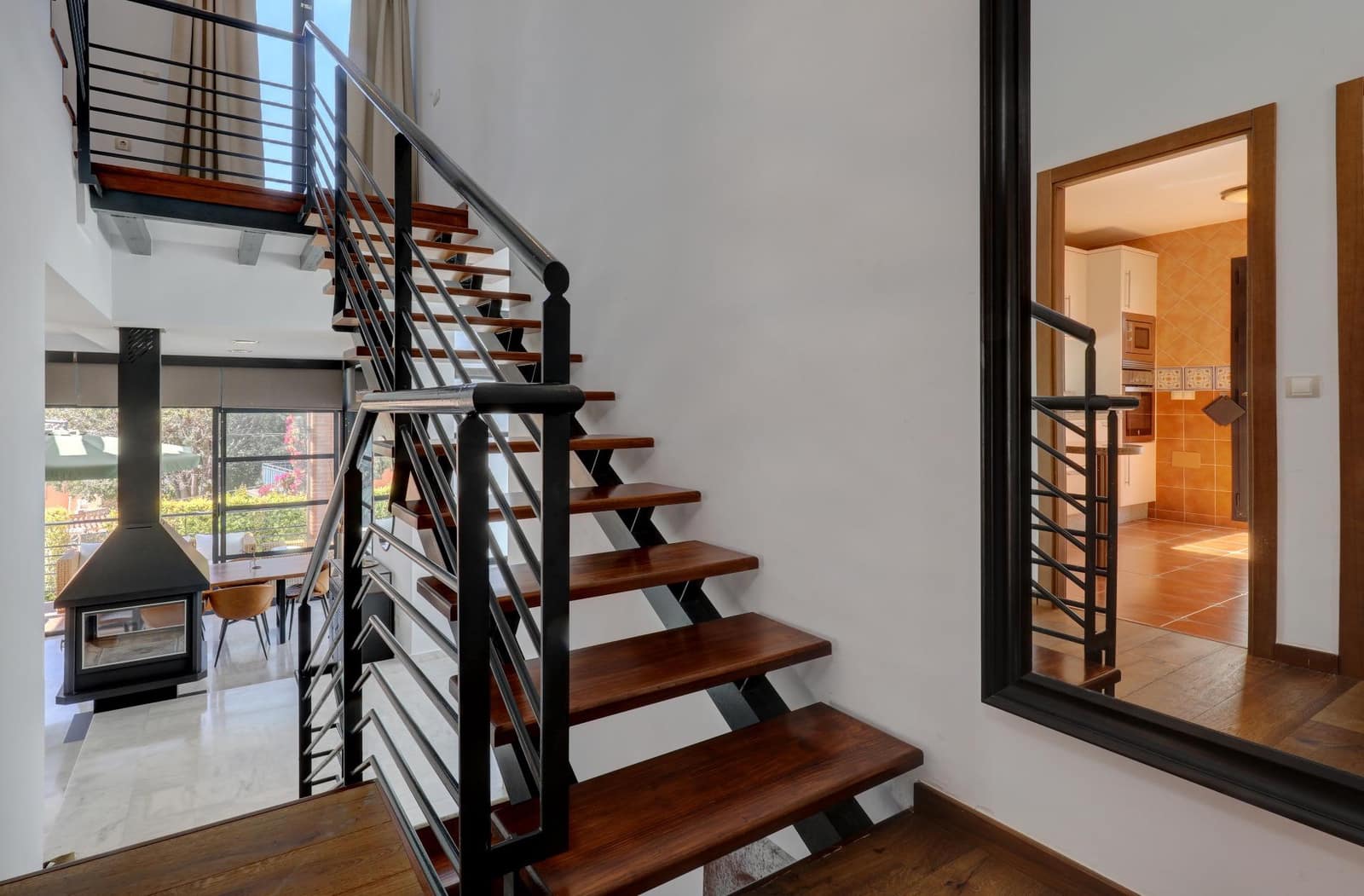 5 soveværelse Villa til salg i Benalmadena Costa med swimmingpool - € 899.000 (Ref: 8992394)