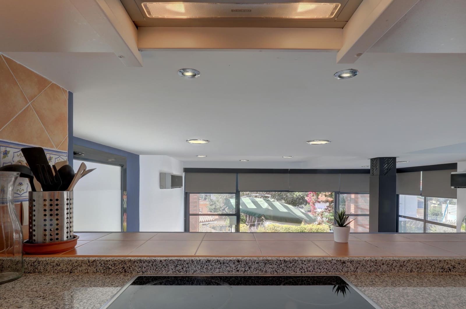 5 soveværelse Villa til salg i Benalmadena Costa med swimmingpool - € 899.000 (Ref: 8992394)