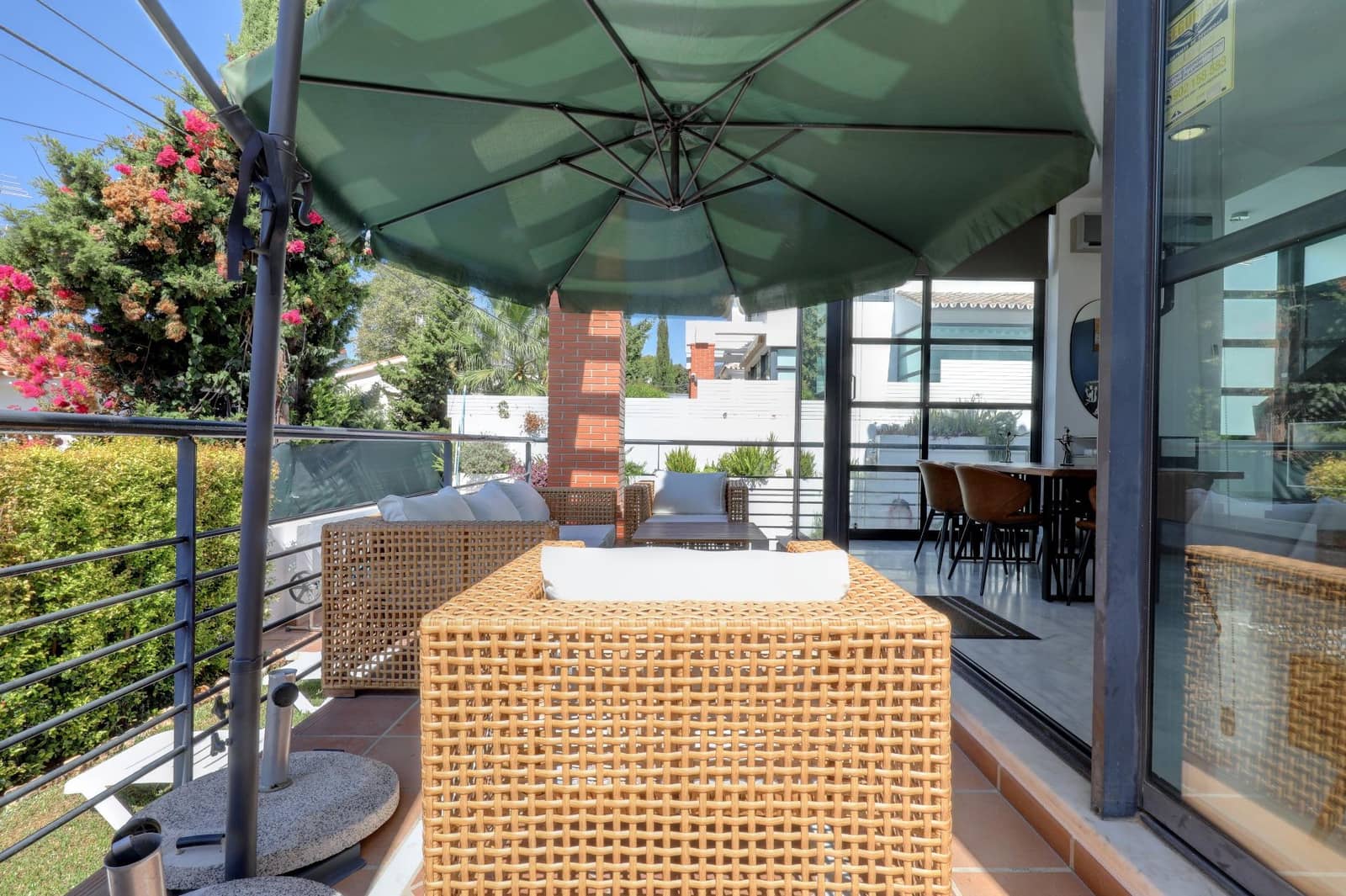 5 soveværelse Villa til salg i Benalmadena Costa med swimmingpool - € 899.000 (Ref: 8992394)