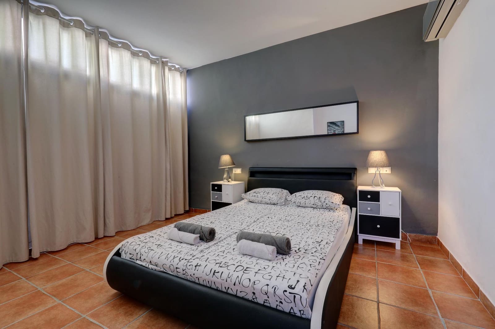 5 soveværelse Villa til salg i Benalmadena Costa med swimmingpool - € 899.000 (Ref: 8992394)