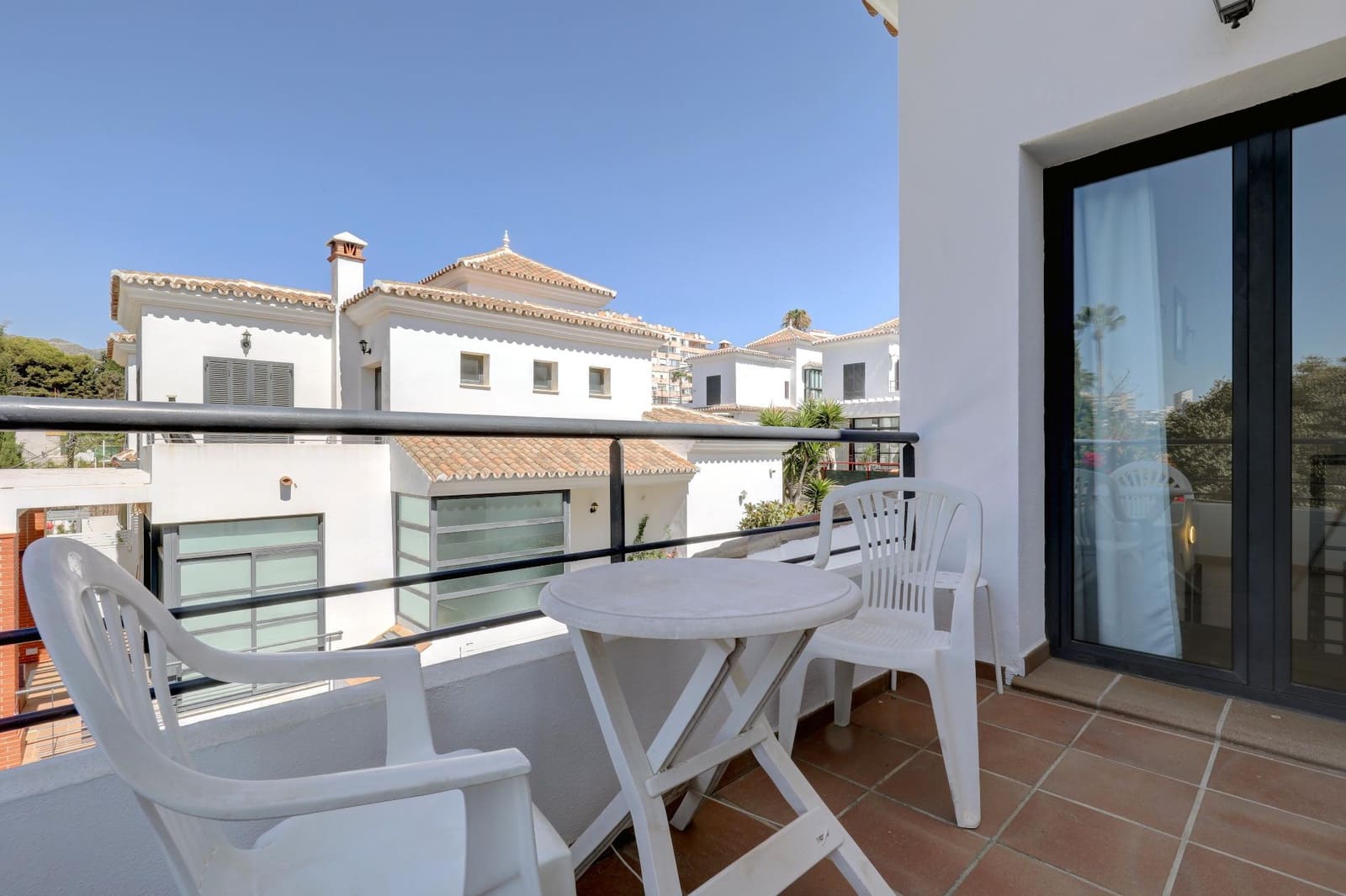 5 soveværelse Villa til salg i Benalmadena Costa med swimmingpool - € 899.000 (Ref: 8992394)