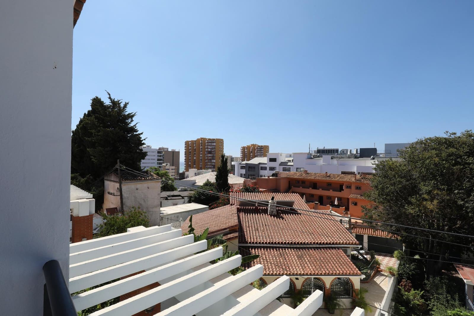 5 soveværelse Villa til salg i Benalmadena Costa med swimmingpool - € 899.000 (Ref: 8992394)