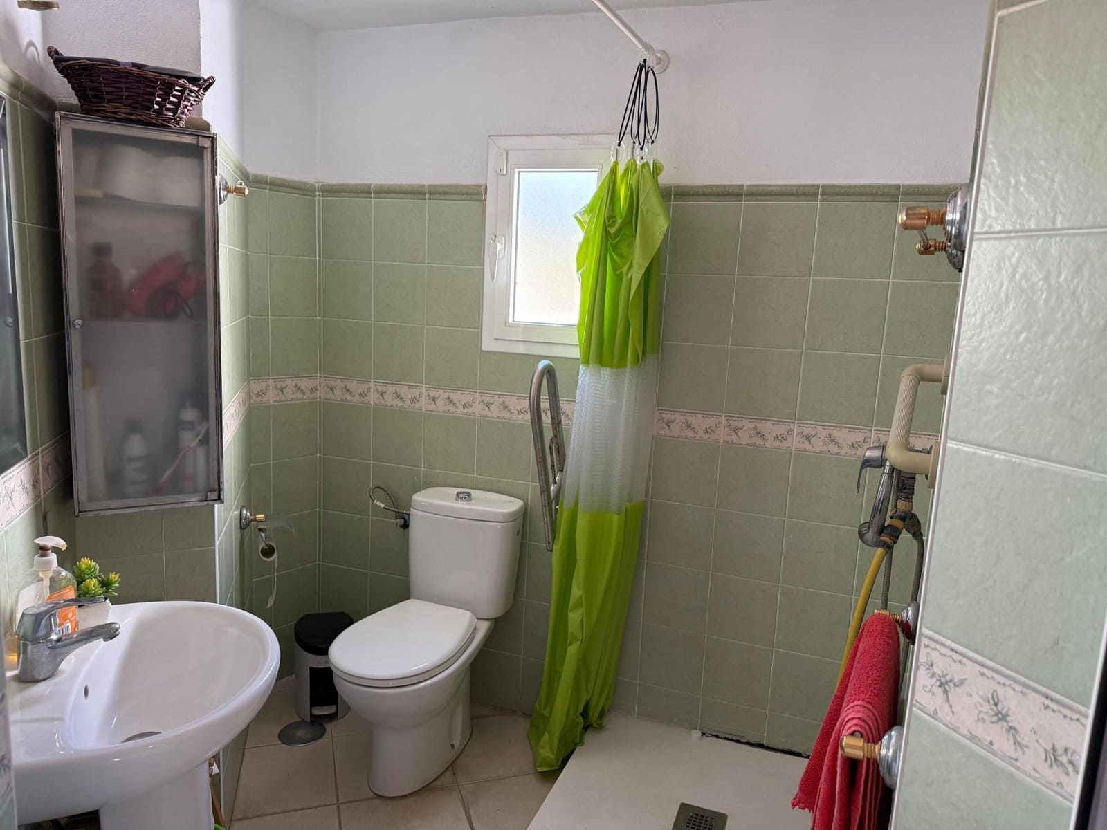 4 sypialnia Dom na sprzedaż w Alora - 185 000 € (Ref: 8998492)