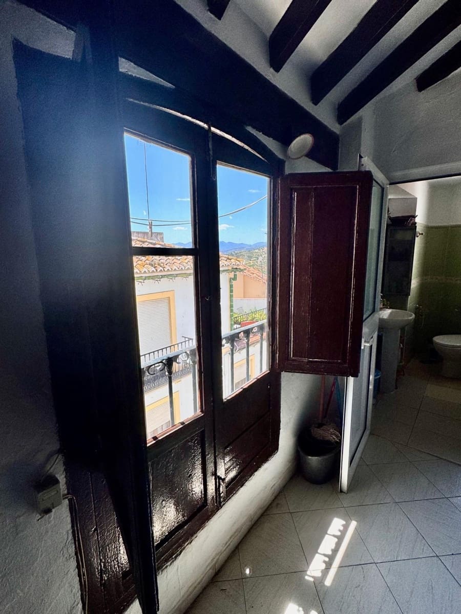 4 sypialnia Dom na sprzedaż w Alora - 185 000 € (Ref: 8998492)