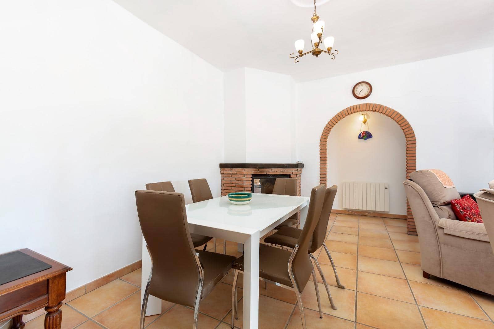 4 soveværelse Finca/Landehus til salg i Pizarra med swimmingpool - € 450.000 (Ref: 9051058)