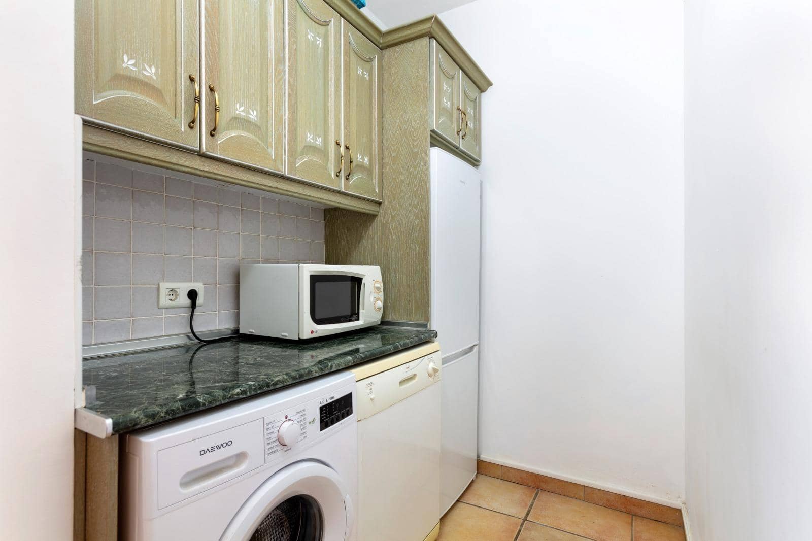 4 soveværelse Finca/Landehus til salg i Pizarra med swimmingpool - € 450.000 (Ref: 9051058)