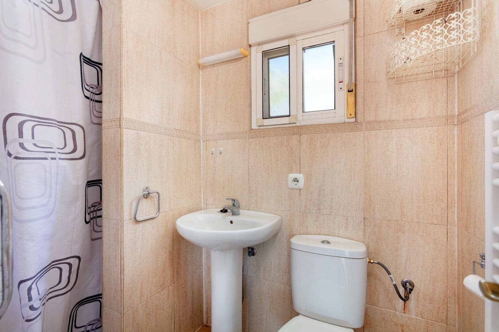 4 soveværelse Finca/Landehus til salg i Pizarra med swimmingpool - € 450.000 (Ref: 9051058)