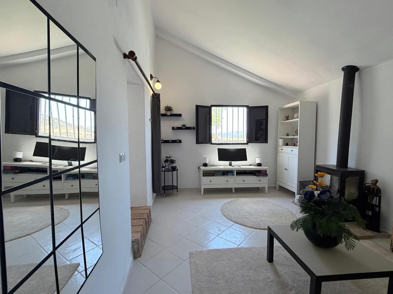 5 soveværelse Finca/Landehus til salg i Villanueva de la Concepcion med swimmingpool - € 695.000 (Ref: 9143555)