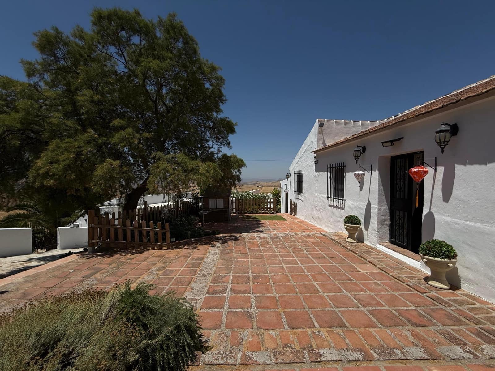 5 soveværelse Finca/Landehus til salg i Villanueva de la Concepcion med swimmingpool - € 695.000 (Ref: 9143555)