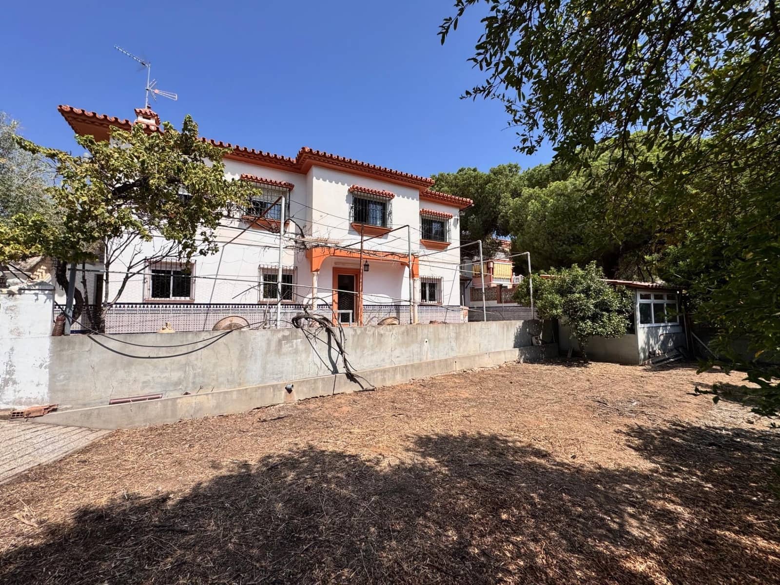 6 sypialnia Willa na sprzedaż w Pinos de Alhaurin z basenem garażem - 569 000 € (Ref: 9159472)