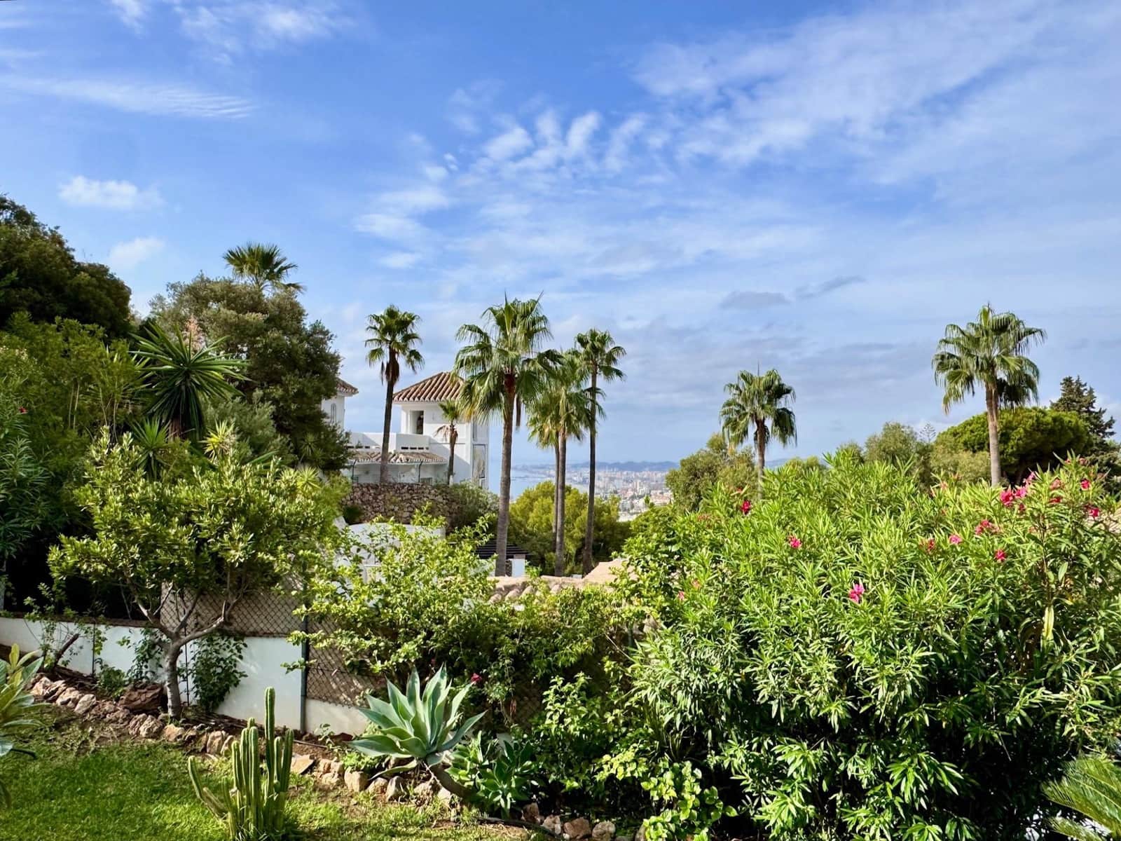 5 soverom Villa til salgs i Benalmadena med svømmebasseng garasje - € 1 650 000 (Ref: 9247322)