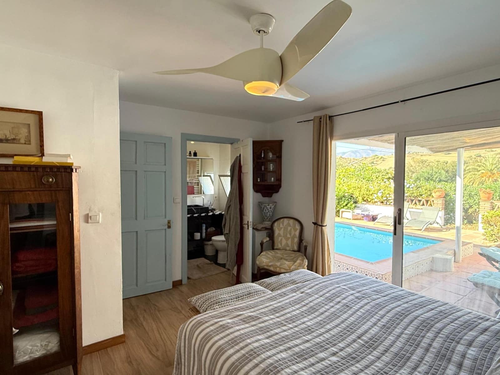 5 soveværelse Finca/Landehus til salg i Coin med swimmingpool - € 695.000 (Ref: 9382874)