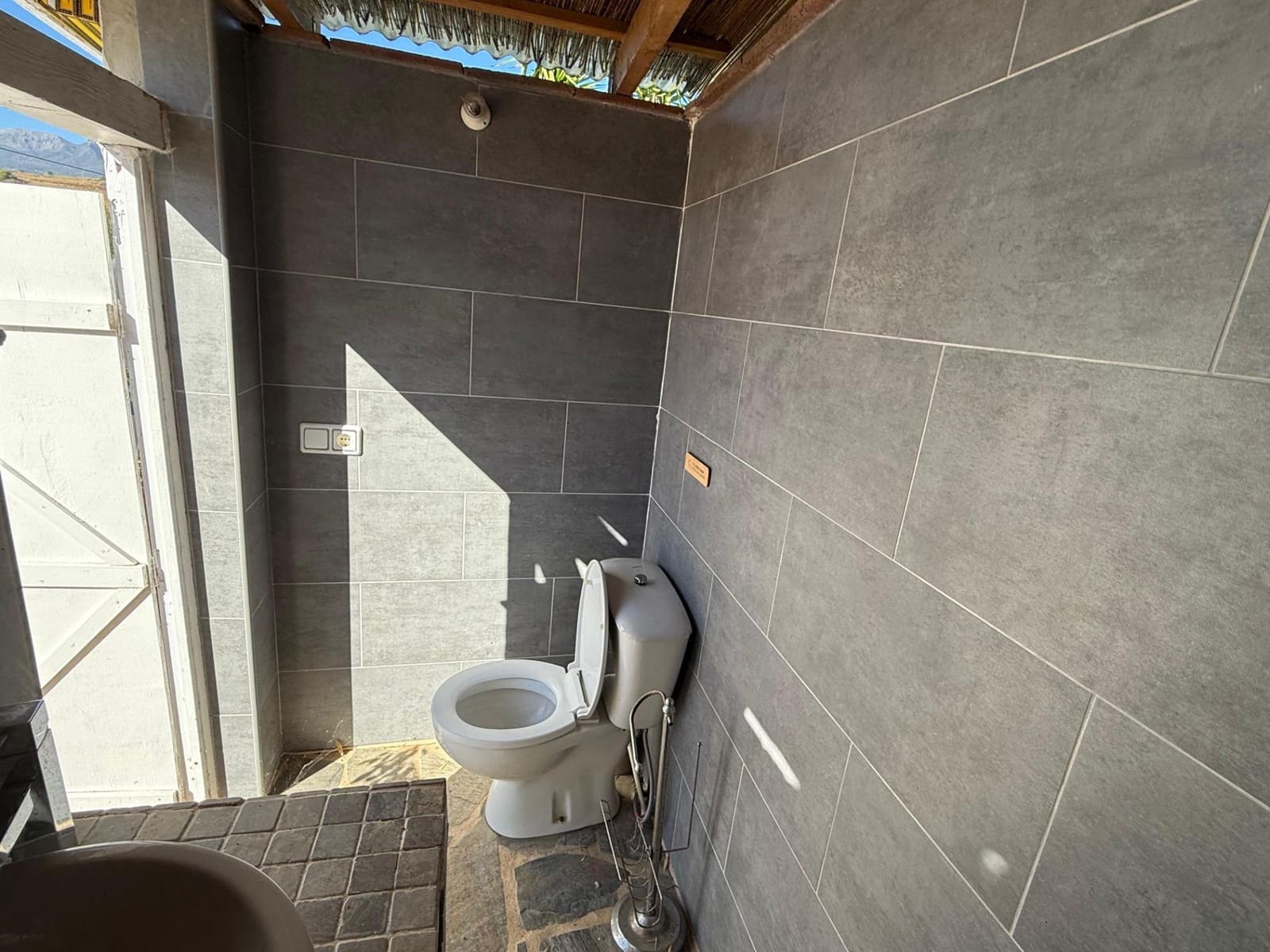 5 soveværelse Finca/Landehus til salg i Coin med swimmingpool - € 695.000 (Ref: 9382874)