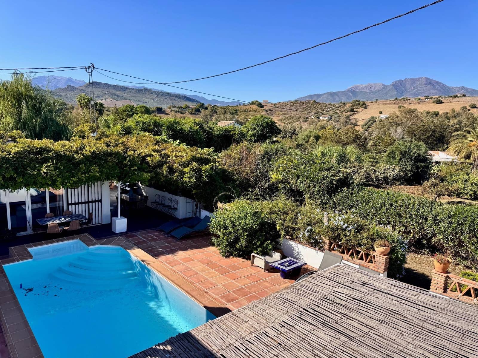 5 soveværelse Finca/Landehus til salg i Coin med swimmingpool - € 695.000 (Ref: 9382874)