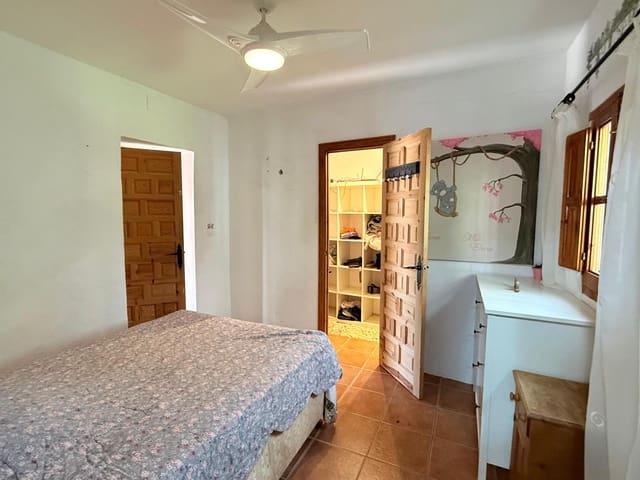 6 slaapkamer Finca/Landhuis te koop in Villanueva de la Concepcion - € 285.000 (Ref: 9452151)