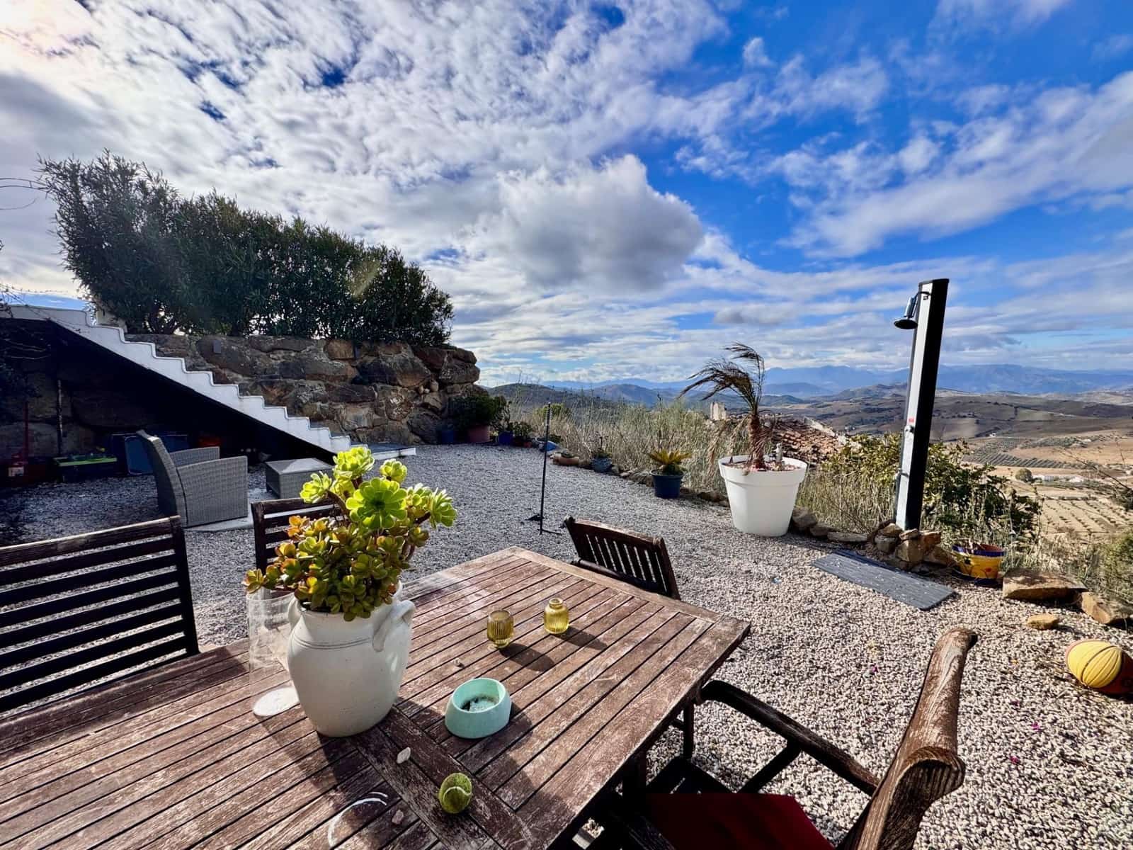 6 soveværelse Finca/Landehus til salg i Villanueva de la Concepcion - € 229.000 (Ref: 9452151)