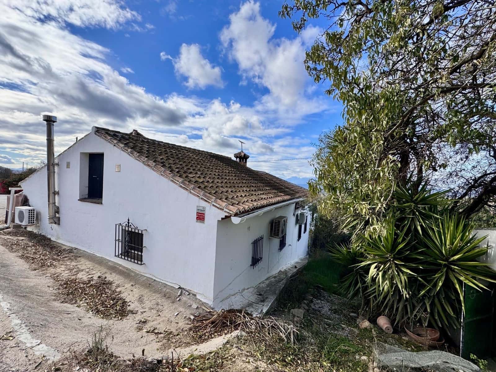 6 soveværelse Finca/Landehus til salg i Villanueva de la Concepcion - € 229.000 (Ref: 9452151)