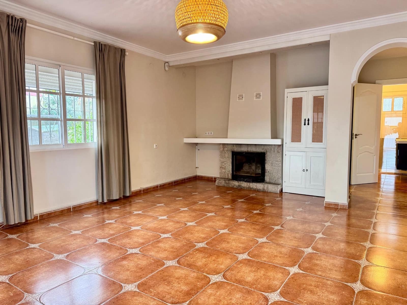 3 makuuhuone Huvila myytävänä paikassa Puerto de la Torre mukana uima-altaan - 425 000 € (Ref: 9471213)