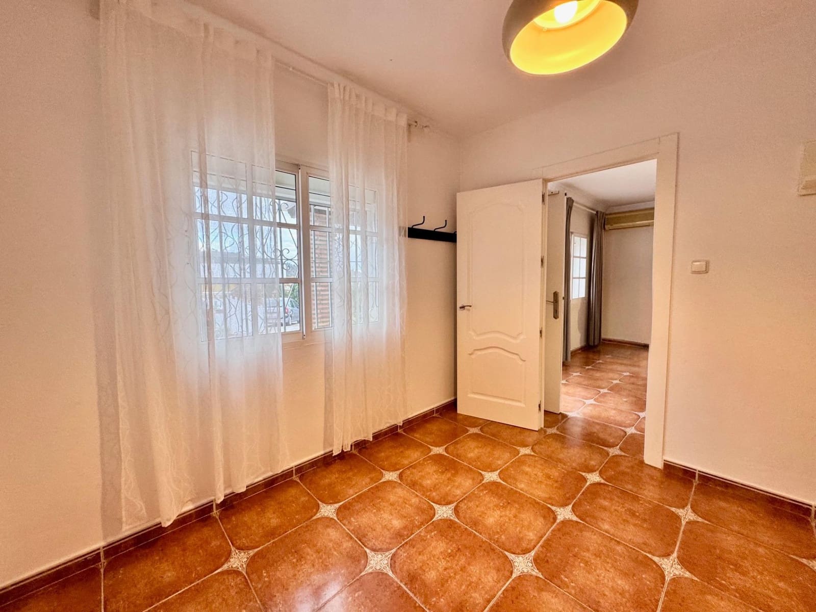 3 makuuhuone Huvila myytävänä paikassa Puerto de la Torre mukana uima-altaan - 425 000 € (Ref: 9471213)