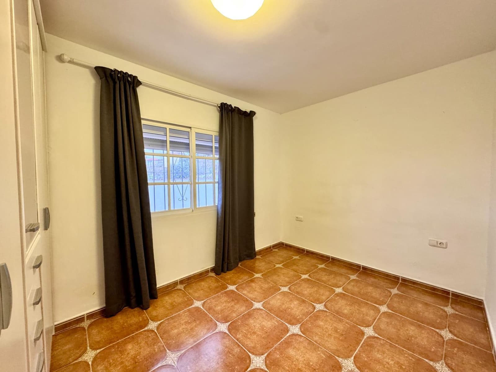 3 makuuhuone Huvila myytävänä paikassa Puerto de la Torre mukana uima-altaan - 425 000 € (Ref: 9471213)