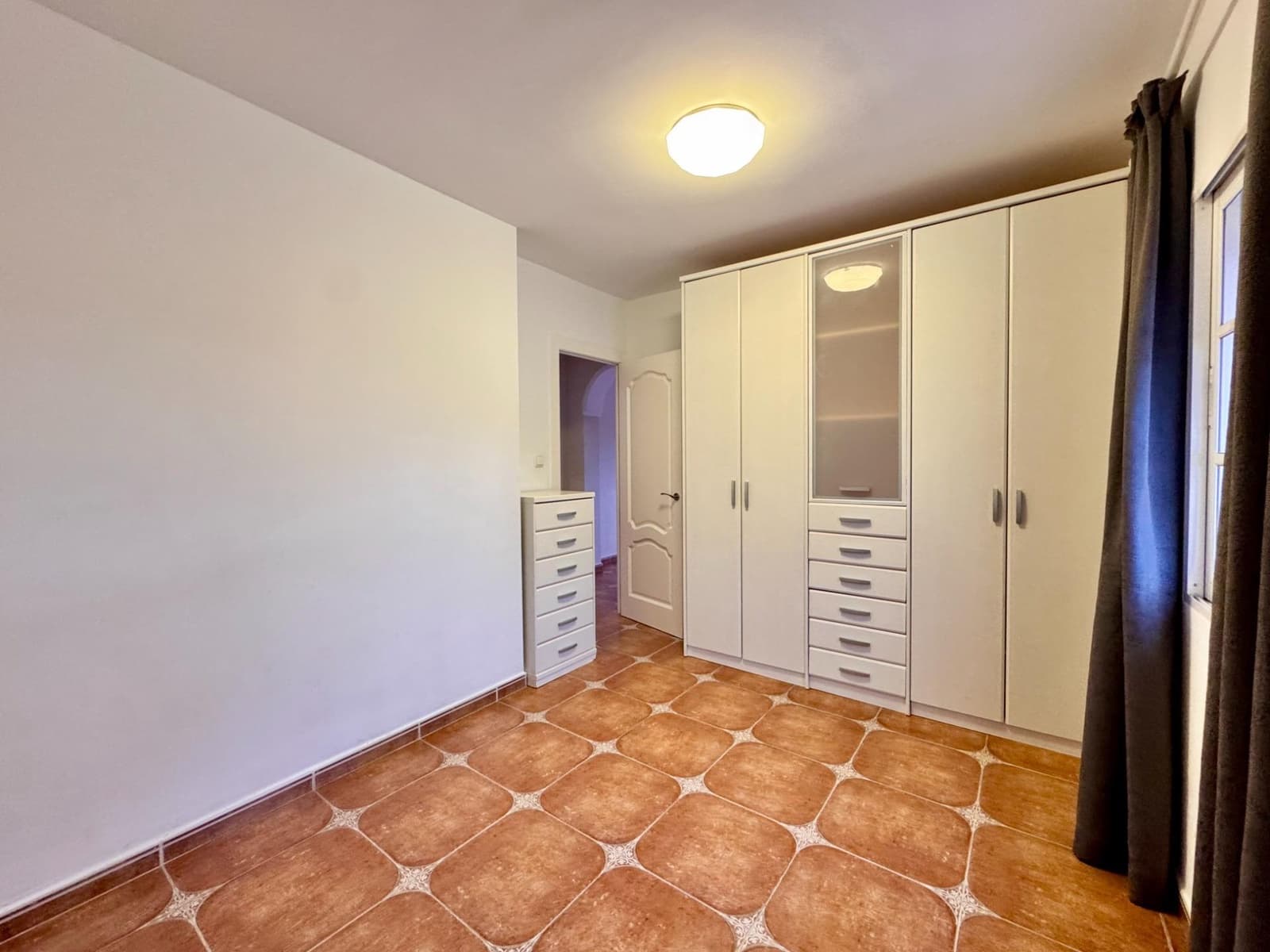 3 makuuhuone Huvila myytävänä paikassa Puerto de la Torre mukana uima-altaan - 425 000 € (Ref: 9471213)