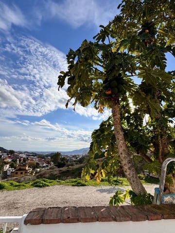 Chalet de 3 habitaciones en Puerto de la Torre, Málaga ciudad en venta con piscina - 425.000 € (Ref: 9471213)