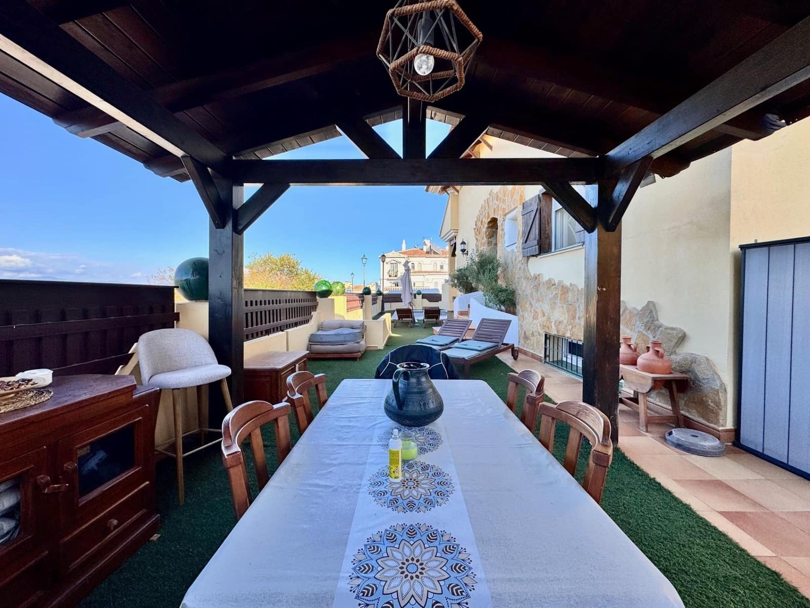 5 bedroom Semi-detached Villa for sale in Alhaurin de la Torre with pool garage - € 590,000 (Ref: 9537327)