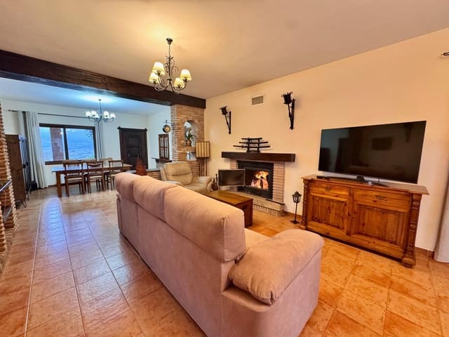 3 chambre Finca/Maison de Campagne à vendre à Casabermeja avec piscine - 450 000 € (Ref: 9543684)