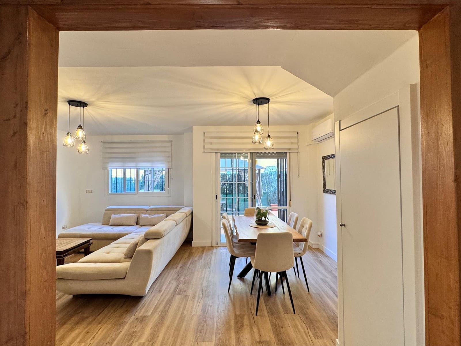 Adosado de 4 habitaciones en Alhaurín de la Torre en venta con piscina - 455.000 € (Ref: 9656142)