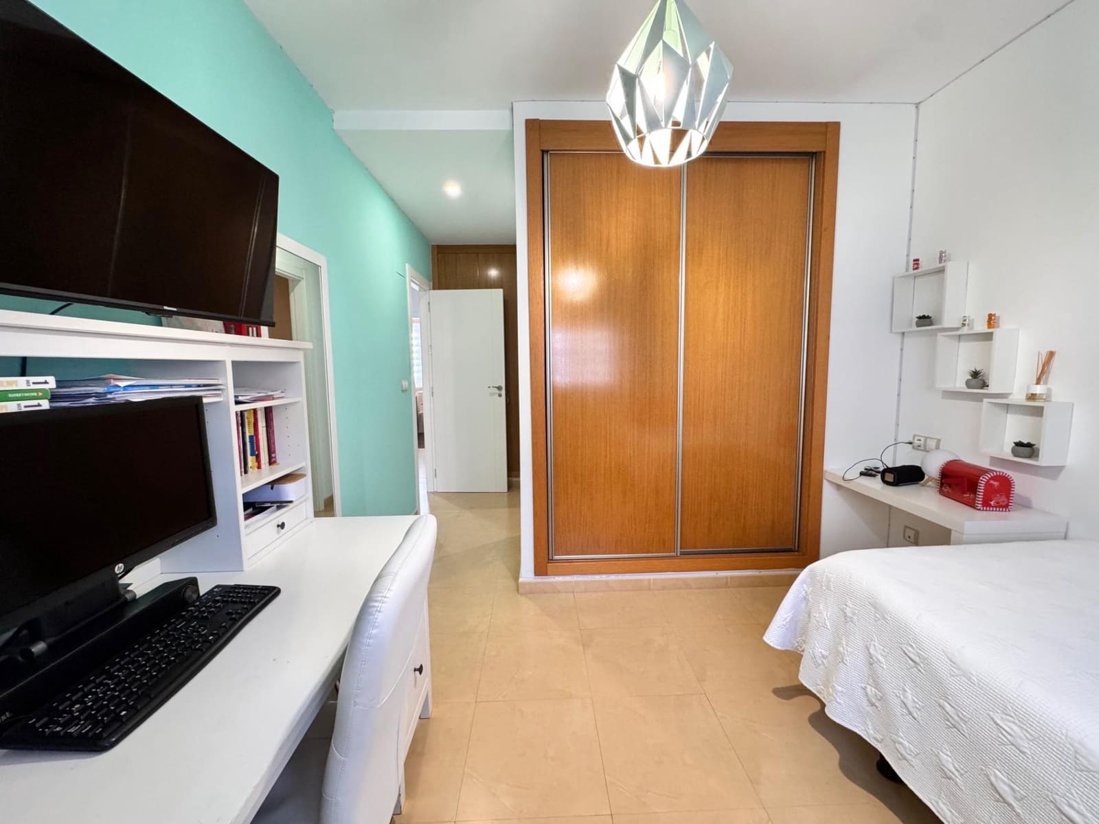 Adosado de 4 habitaciones en Alhaurín de la Torre en venta con piscina - 455.000 € (Ref: 9656142)