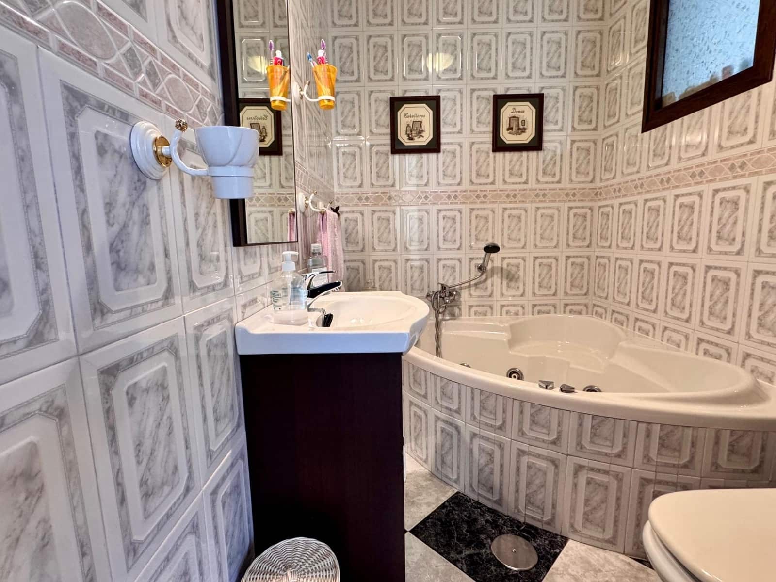 3 slaapkamer Huis te koop in Puerto de la Torre met garage - € 390.000 (Ref: 9679894)