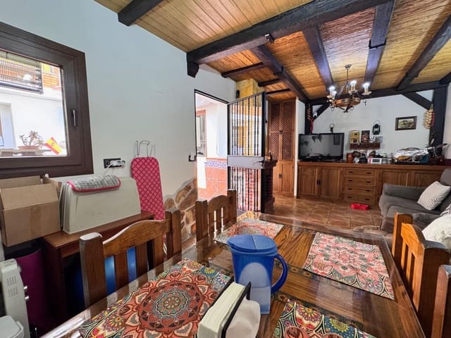 3 slaapkamer Huis te koop in Puerto de la Torre, Málaga stad met garage - € 390.000 (Ref: 9679894)